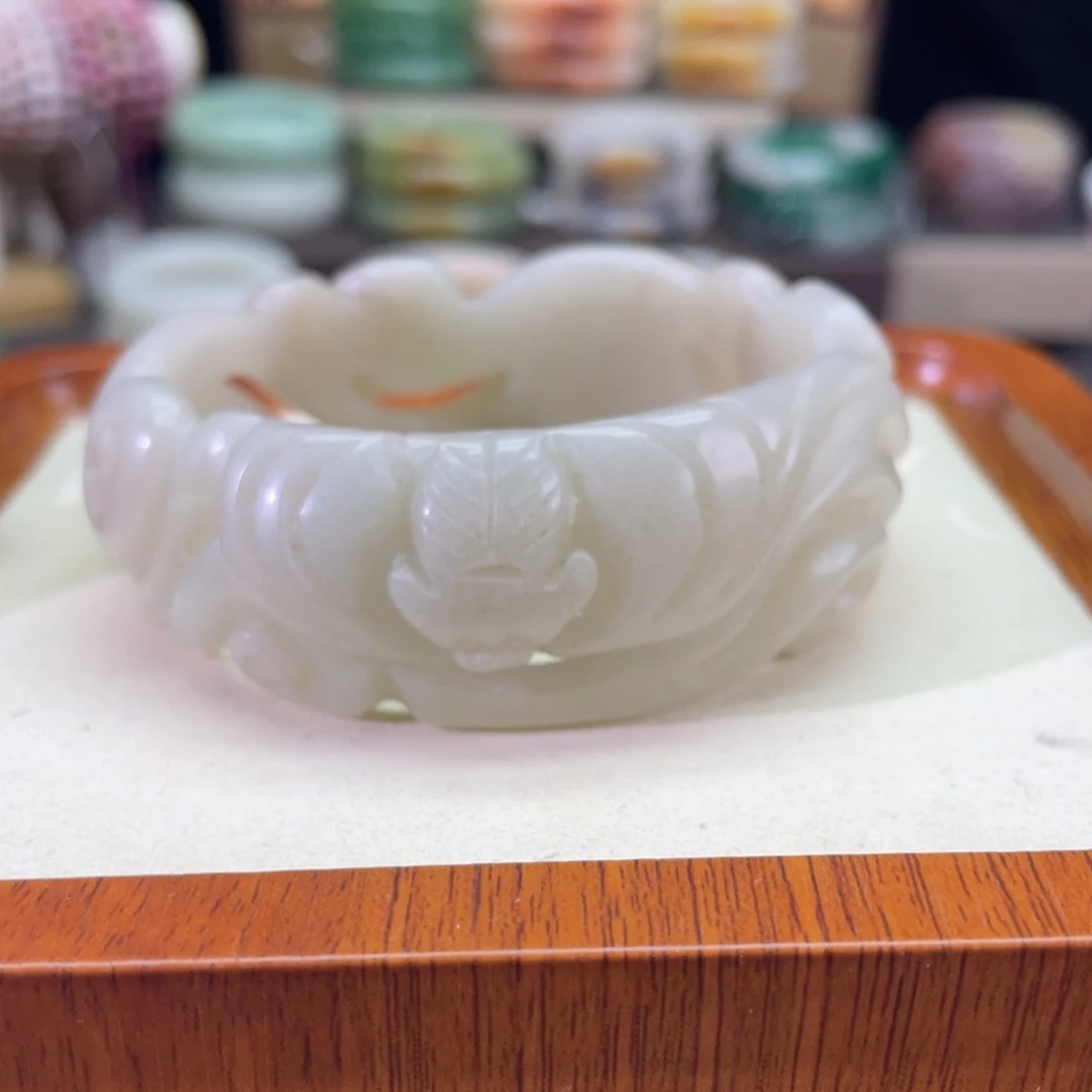 石英质玉未镶嵌手镯