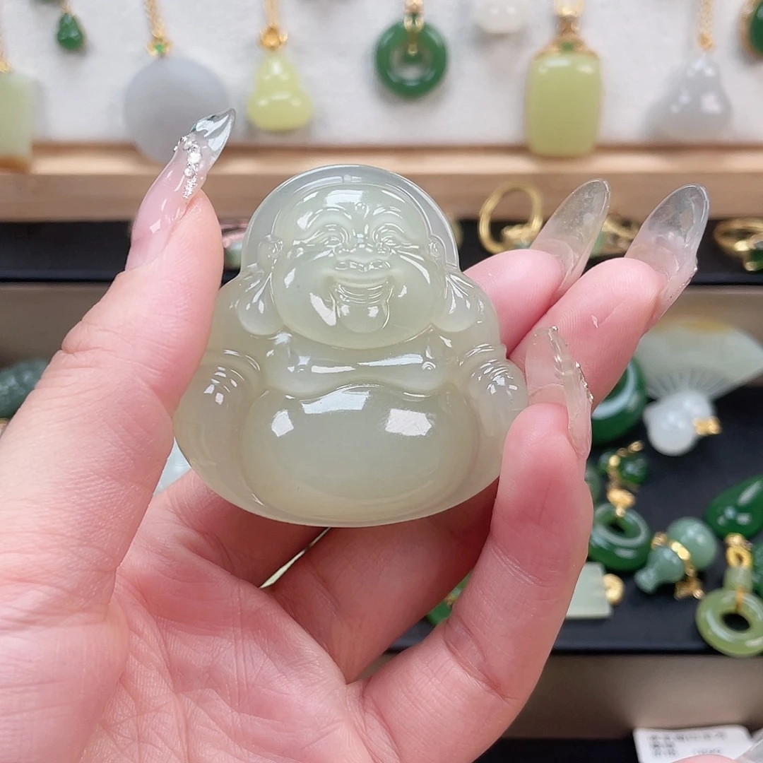 颈饰未镶嵌和田玉