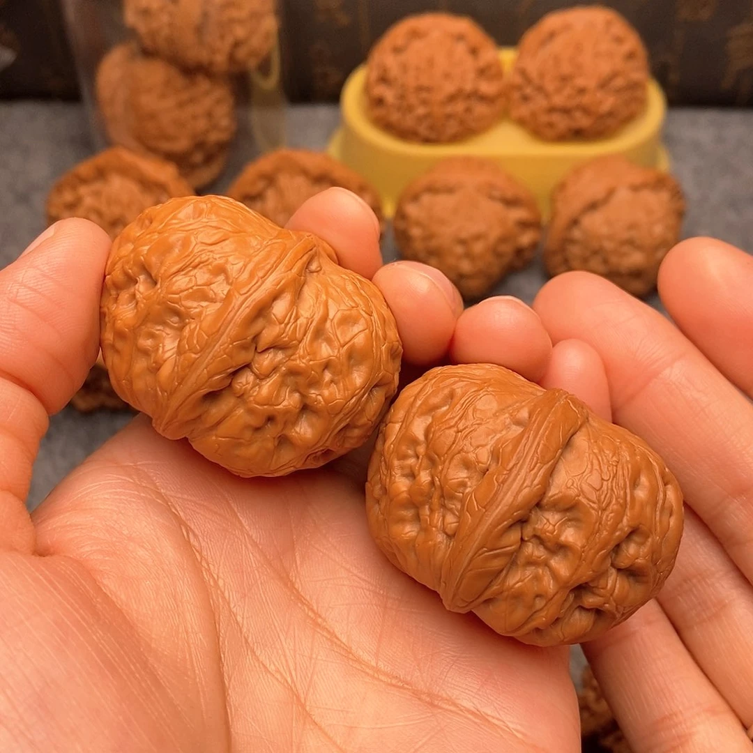 文玩核桃把件元宝43尺精品