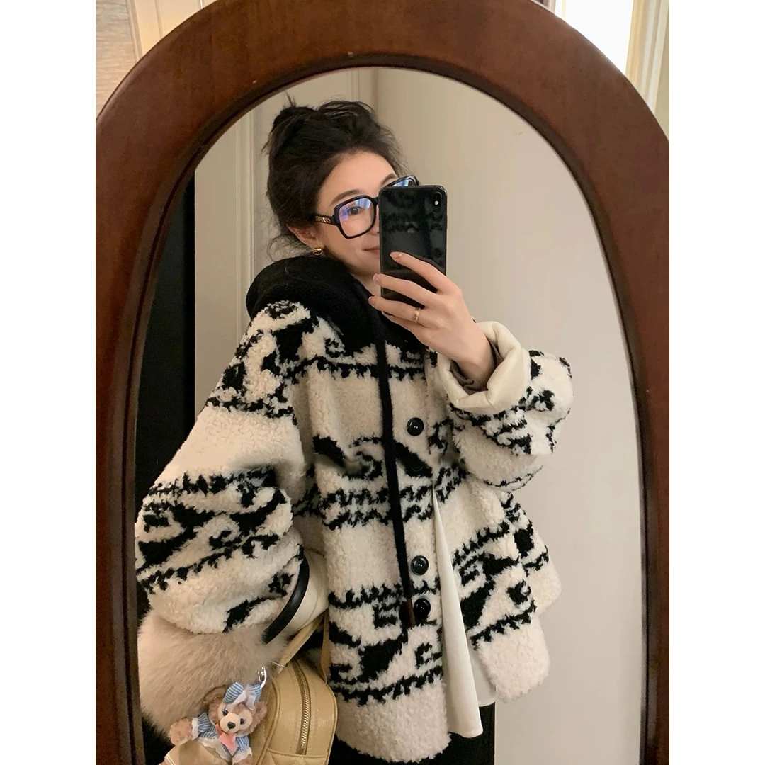 L & L 云云【首尔入冬】小个子短外套女高级感毛绒加厚保暖连帽上衣