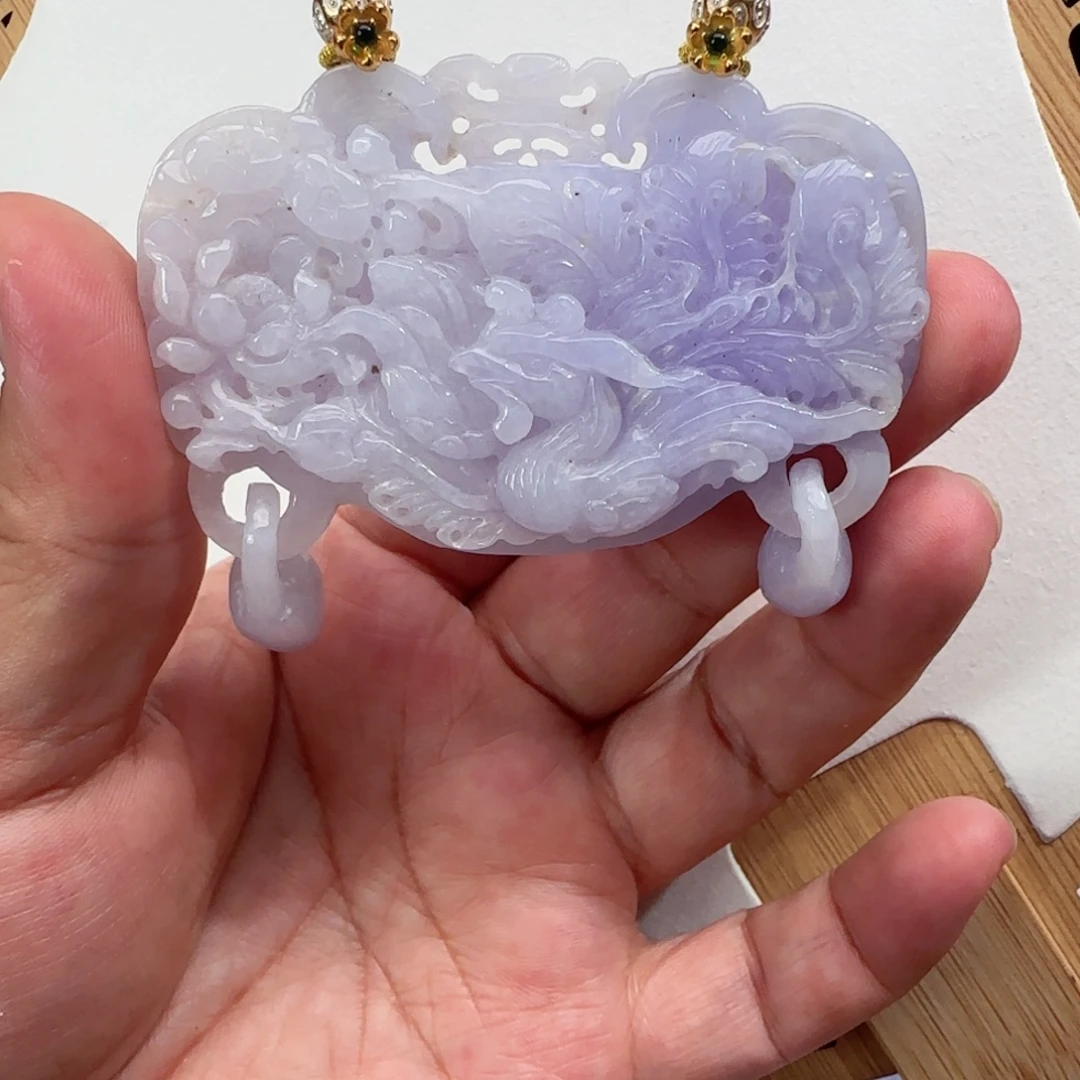 翡翠未镶嵌颈饰仿古