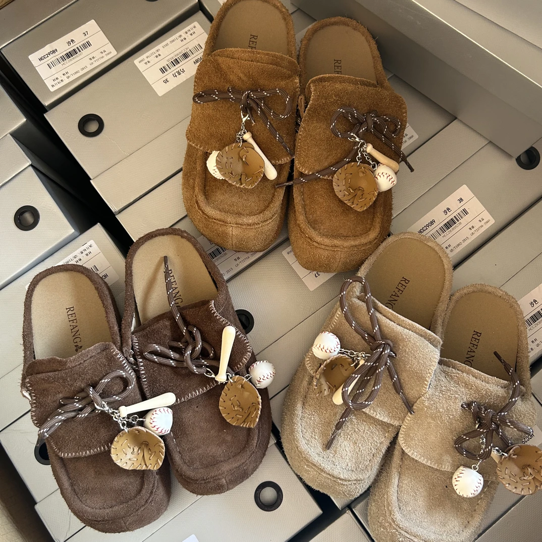 纯色搭扣休闲风浅口拼色修面皮包头拖串珠包头款