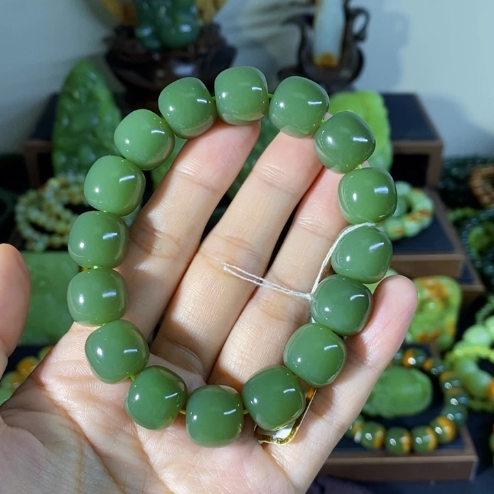 套链未镶嵌和田玉糖*禄