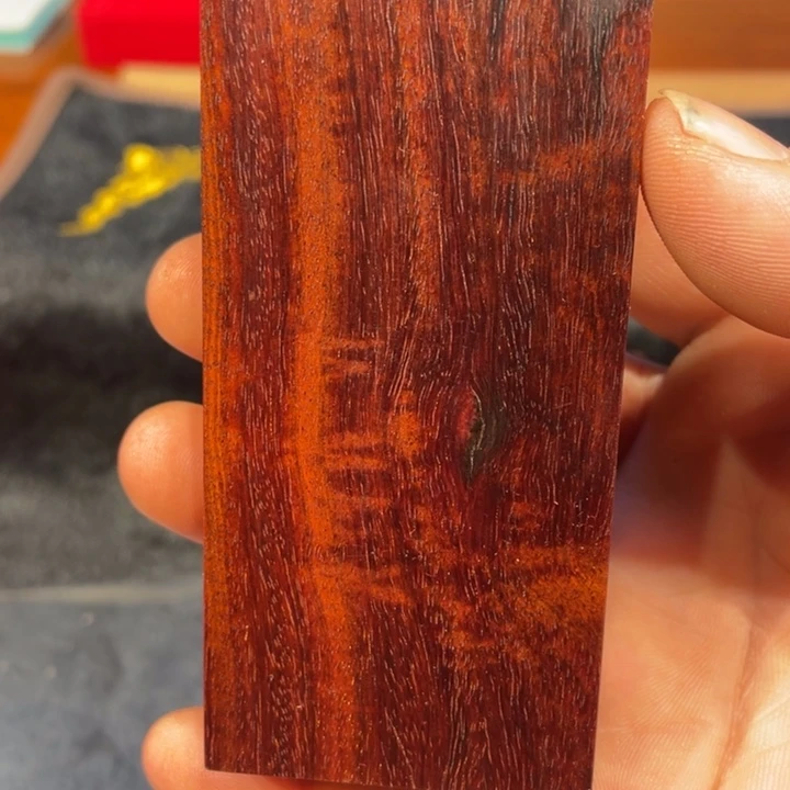 檀香紫檀（小叶紫檀）木料