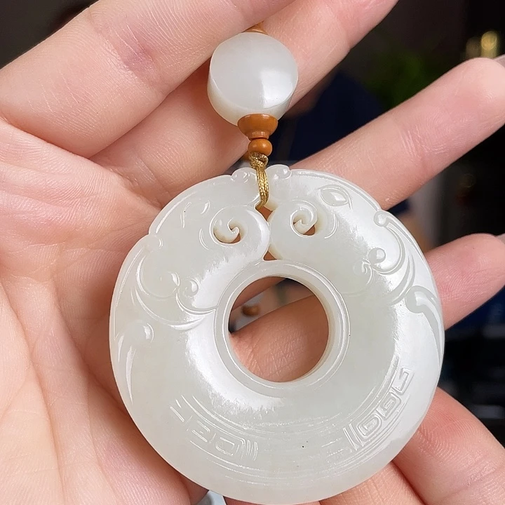 颈饰未镶嵌和田玉定制发货