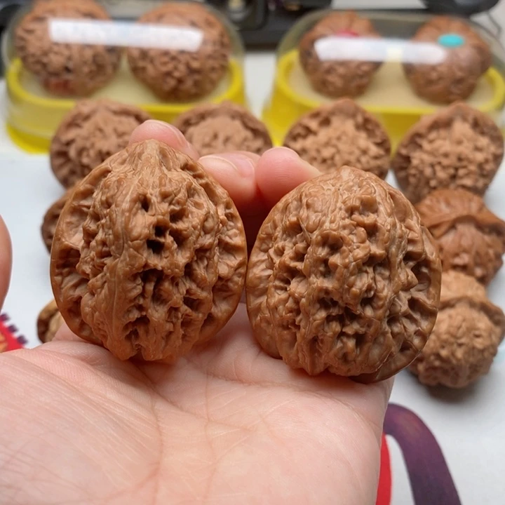 文玩核桃吊坠40将军