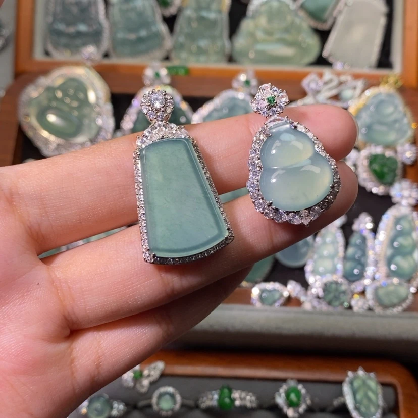 【闪购商品】翡翠未镶嵌颈饰柒*天然