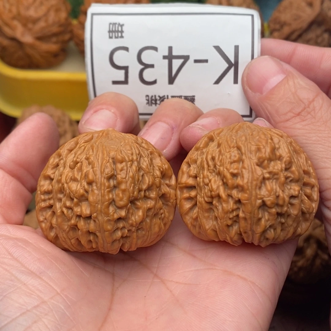 把件文玩核桃绣球39….