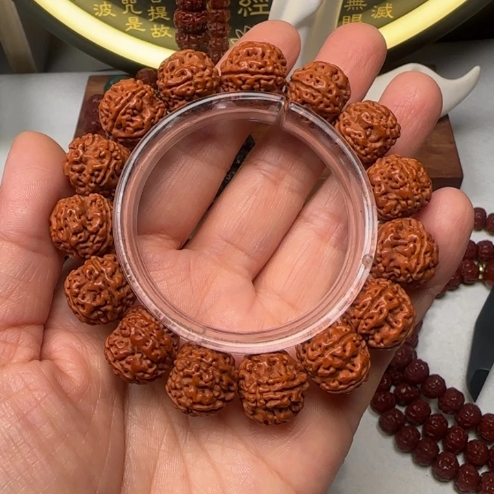 吊坠金刚菩提这个