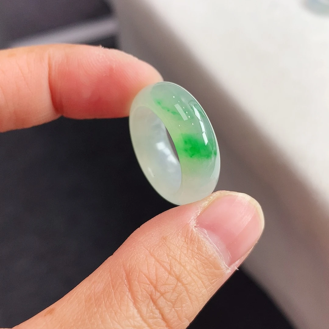 翡翠未镶嵌戒指12号