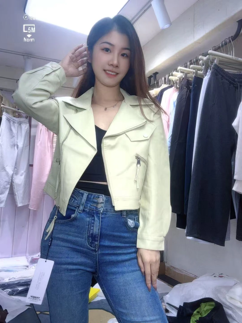 青绿色时尚秋季皮衣上衣休闲宽松翻领百搭女款