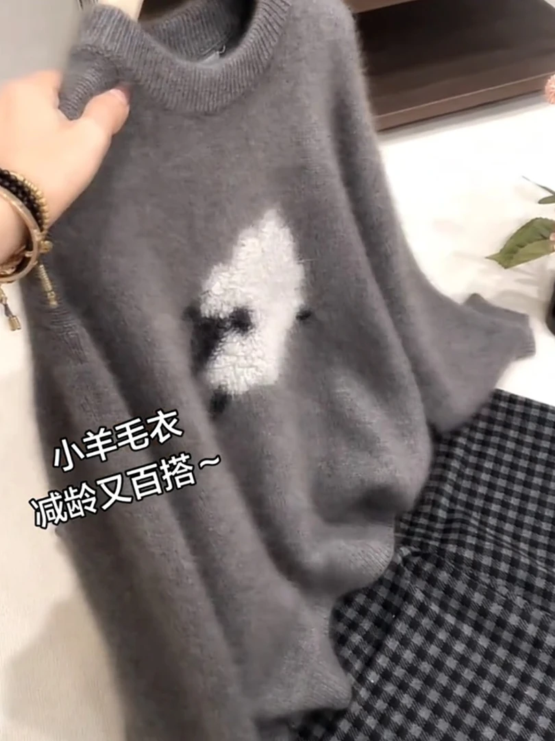 欧货灰色慵懒风圆领长袖女2025秋冬新款宽松套头高级感洋气针织衫