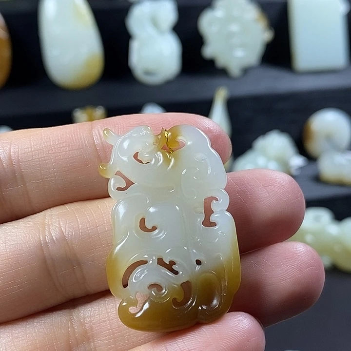 和田玉未镶嵌颈饰@****