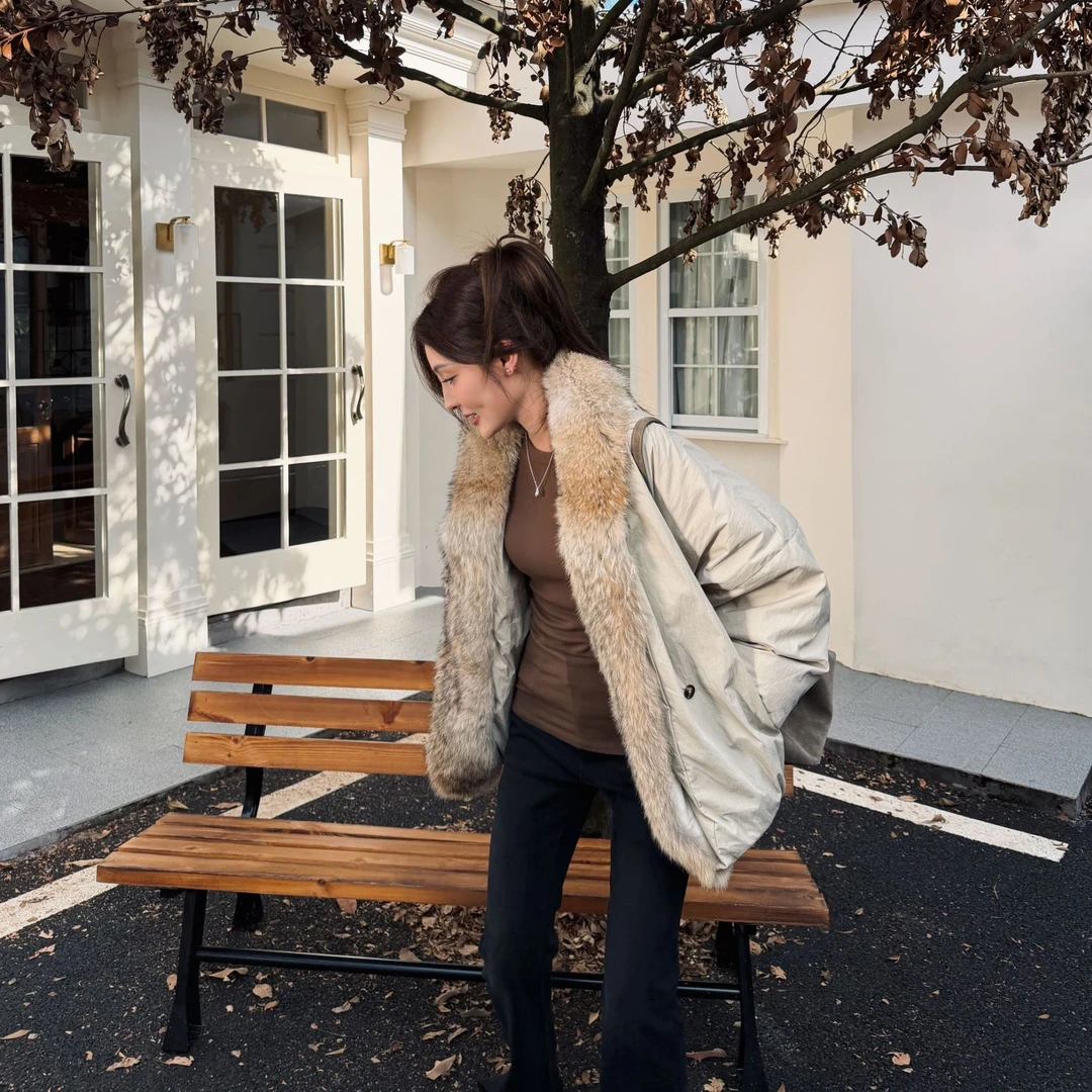 Moprobably李予诺「千芒」90鹅绒进口郊狼毛高奢派克羽绒服L5468022