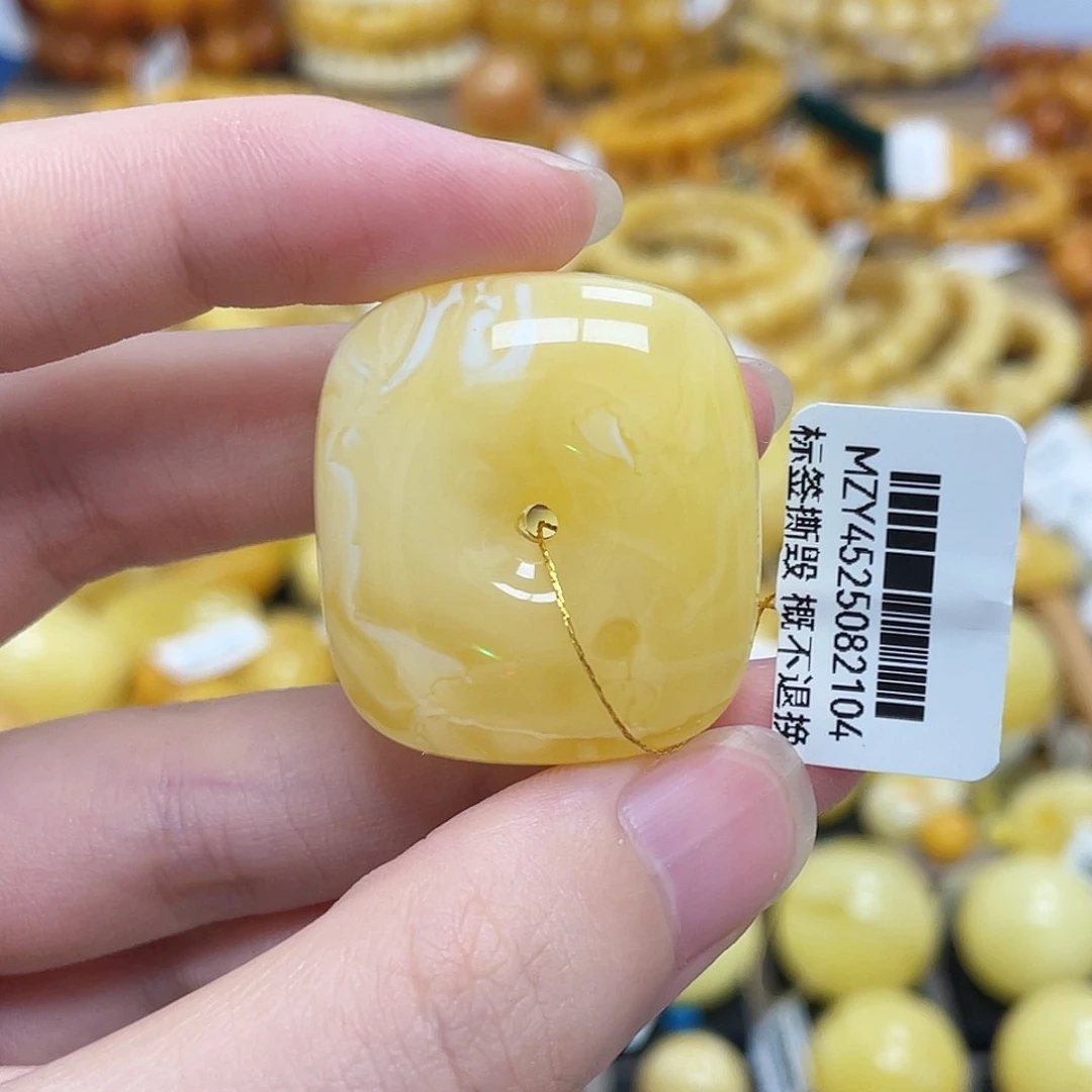 蜜蜡未镶嵌珠宝奇石藏扣满蜡白花32.3m m