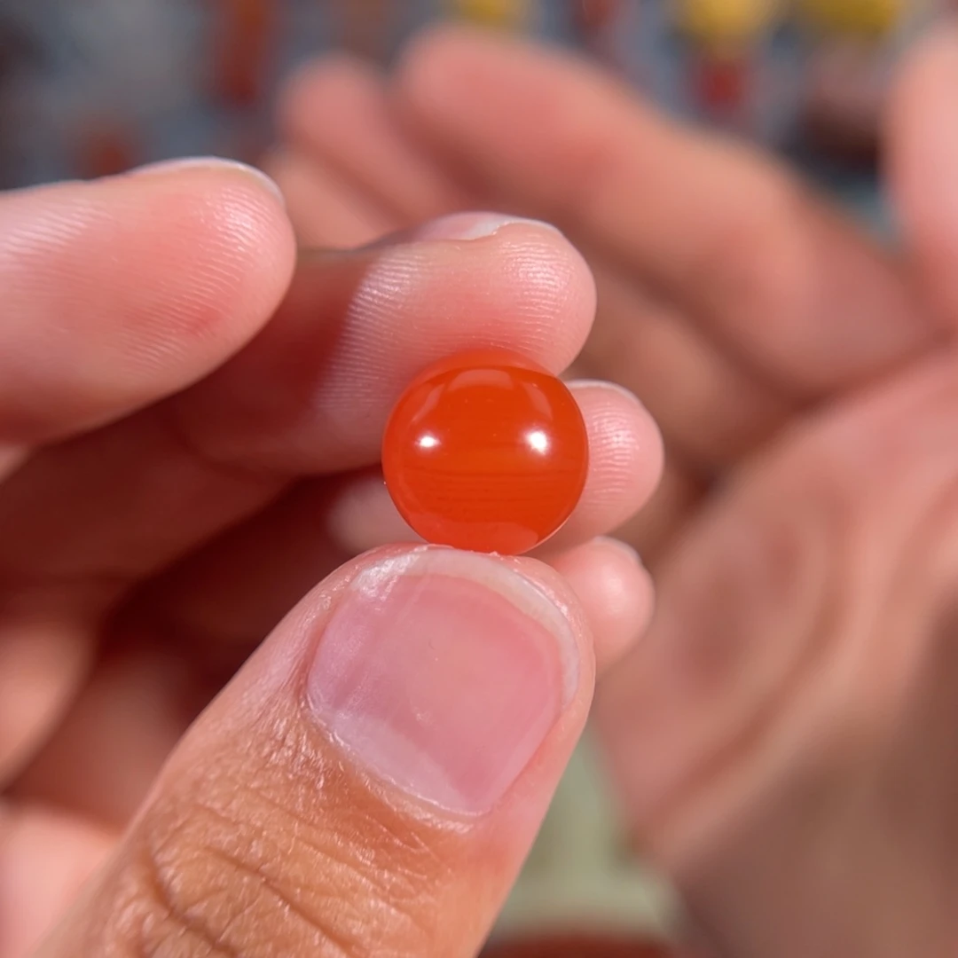 南红玛瑙滴水洞笑口纹圆珠10.8未镶嵌