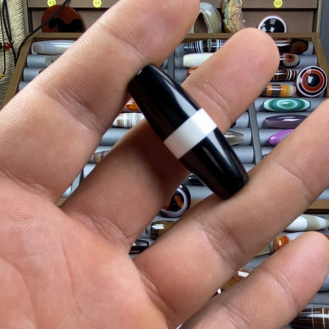 玛瑙/玉髓颈饰未镶嵌你***奇