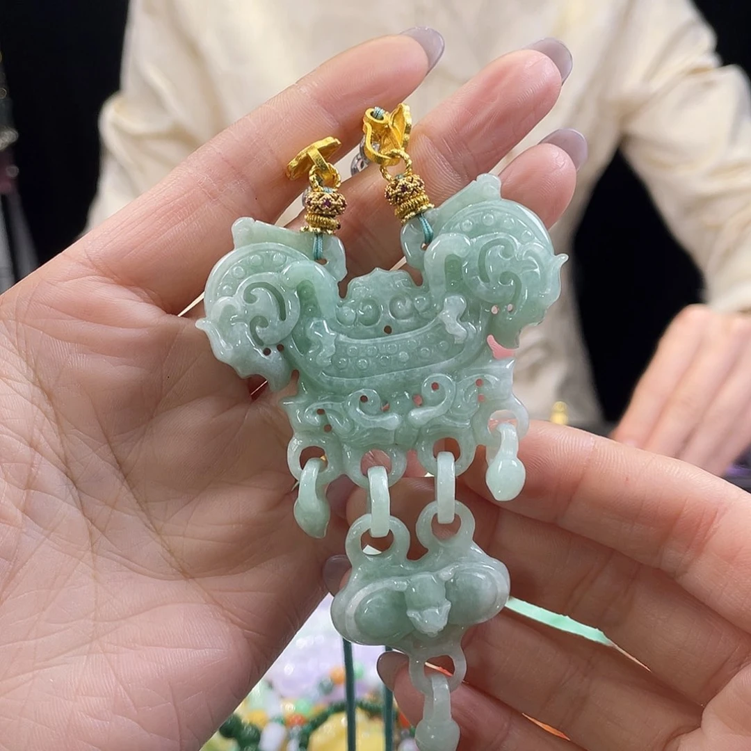 翡翠颈饰未镶嵌代编织