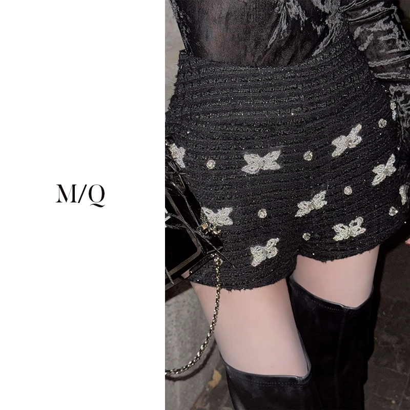M/Q〔蝶梦星辰〕重工立体蝴蝶花钉珠短裤MQ8165