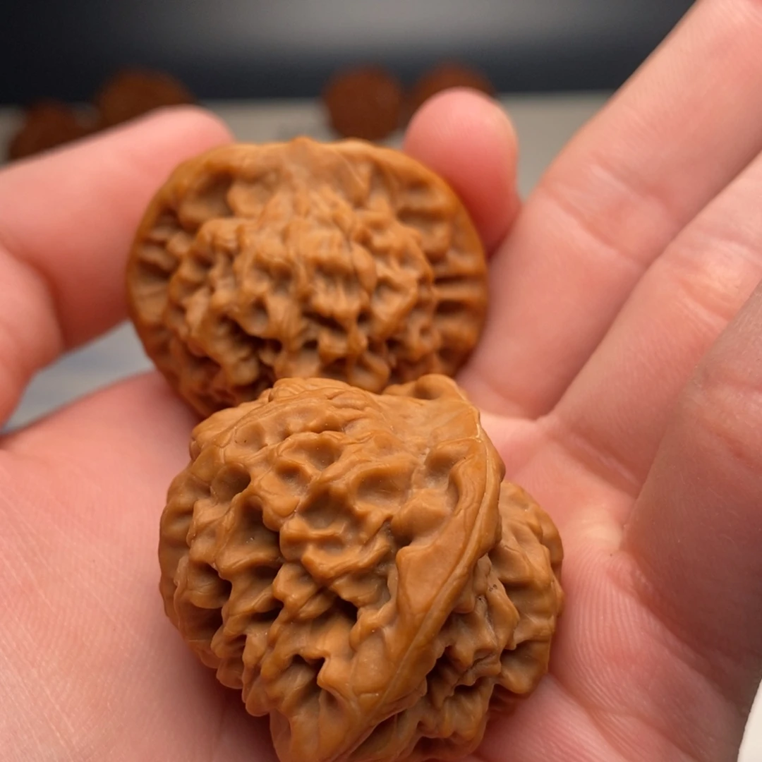 峰***把件文玩核桃秦闷