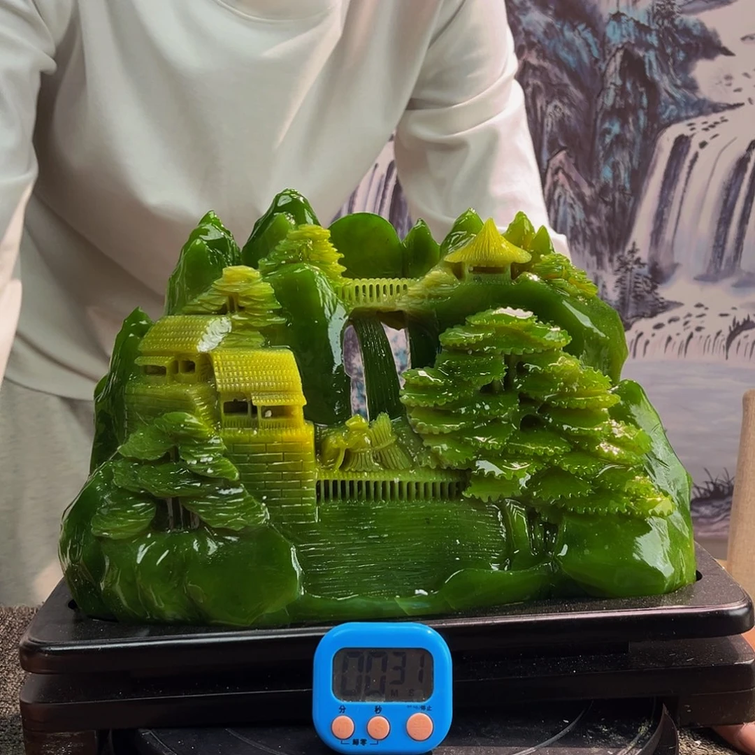 三***动玉玉摆件绿色带底座