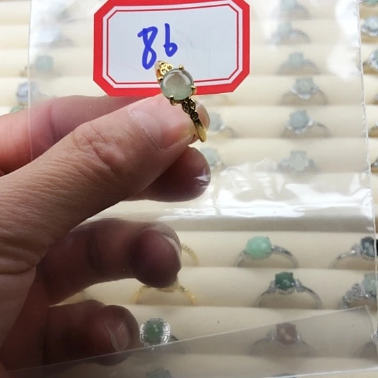 翡翠未镶嵌戒指缅甸