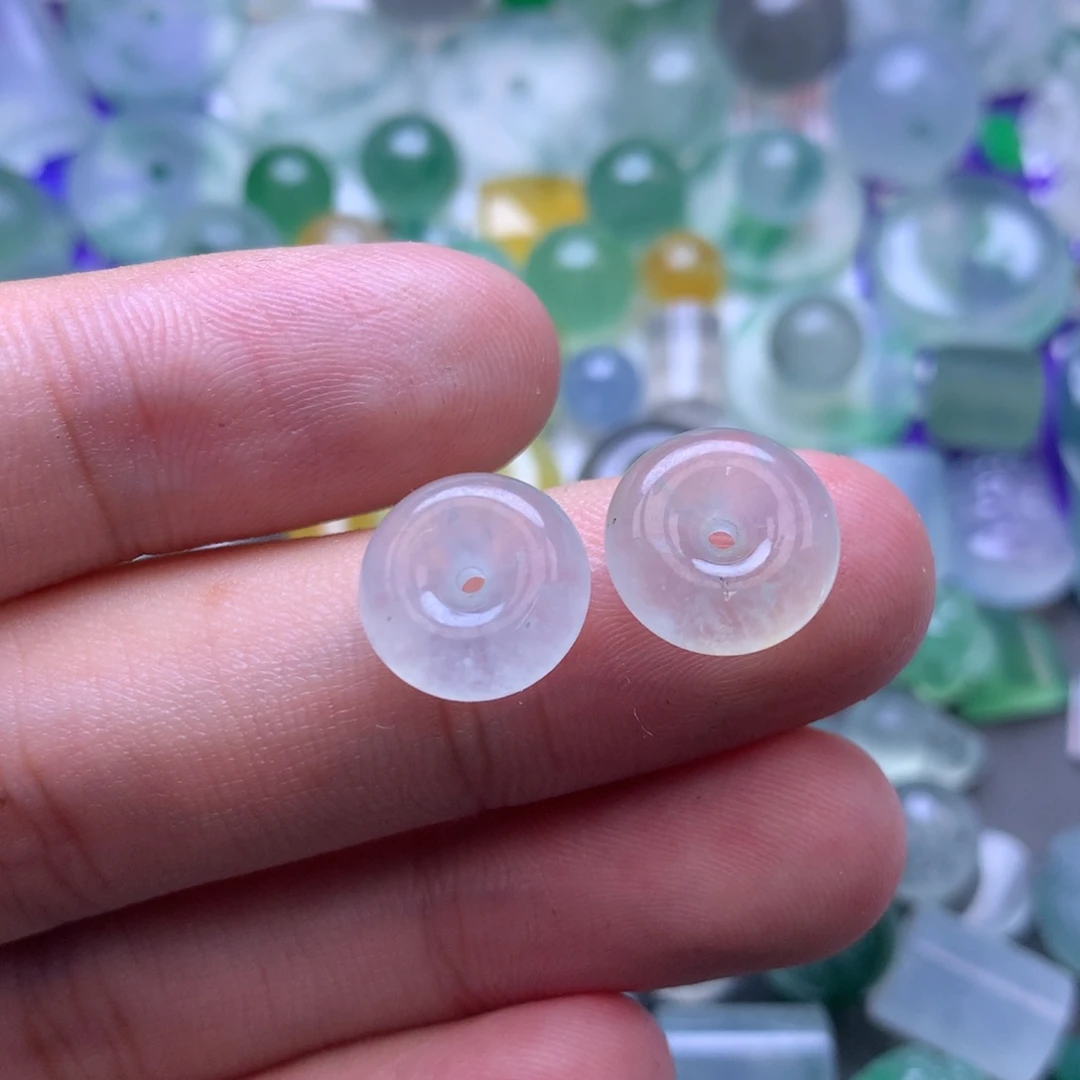 定制翡翠未镶嵌挂件