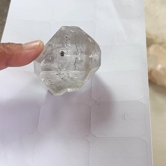 水晶天然水晶原石未镶嵌马*嘟