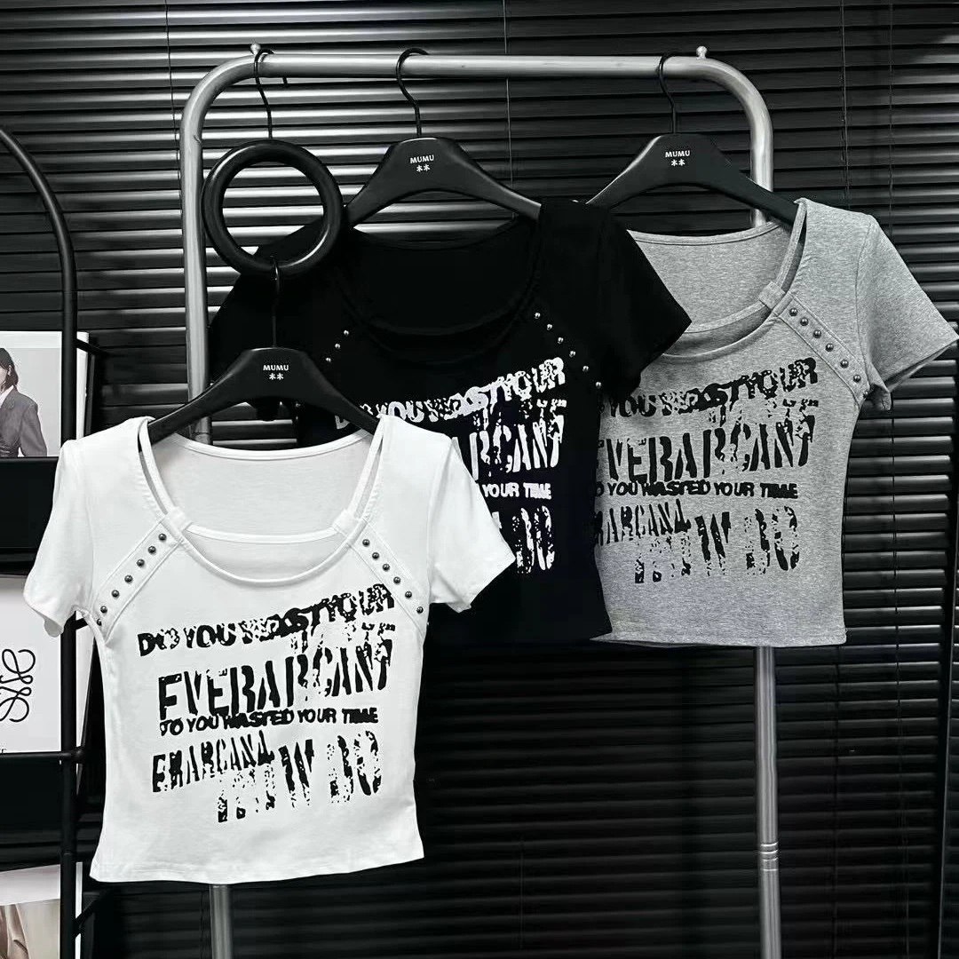 2025夏季新款韩版时尚百搭U领短袖T恤女设计感小众修身显瘦上衣潮