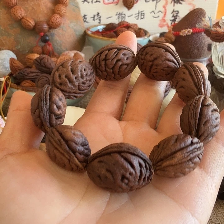 桃核手串野生态原核手串