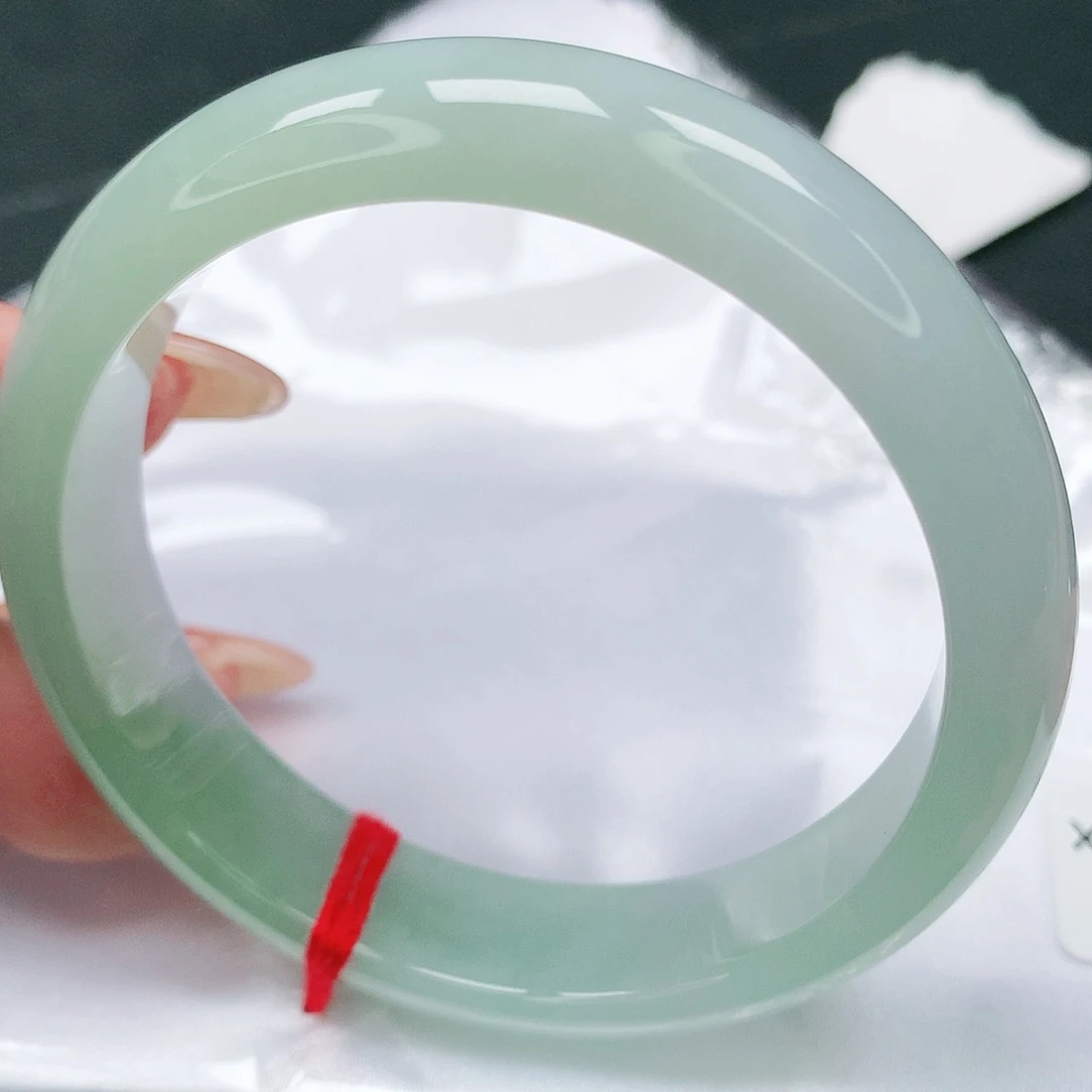 未镶嵌手镯翡翠完美82