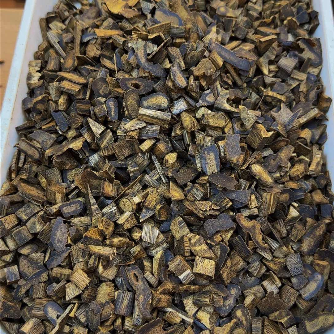沉香沉香碎屑新*地东江绿料500g➕金沙叶碎珠50g