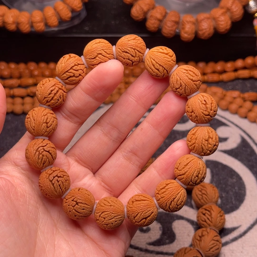 手串桃核龙纹绣球15