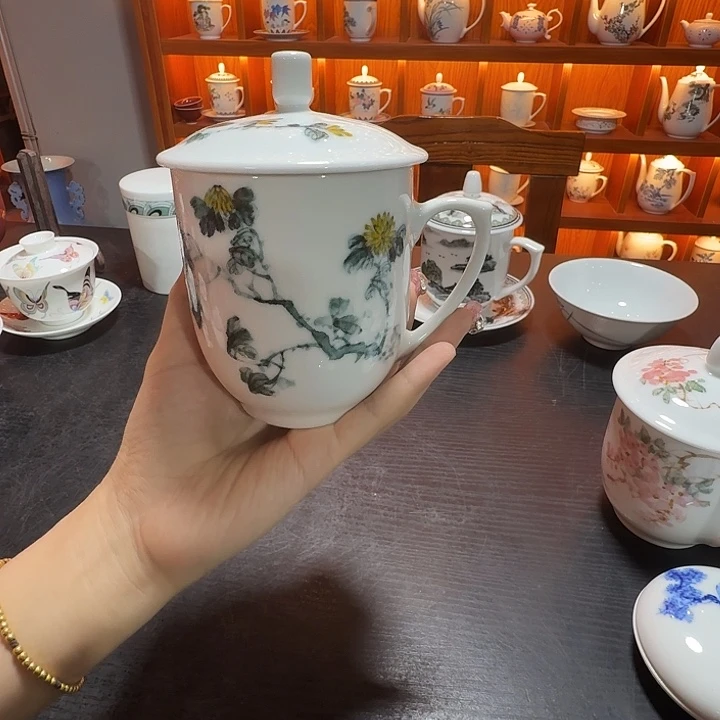 景德镇的陶瓷瓷器