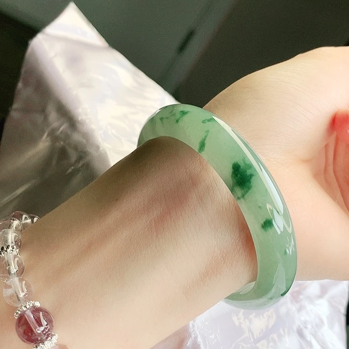 翡翠未镶嵌手镯缅甸天然a货翡翠手镯