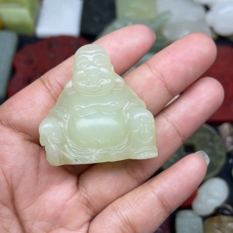 蛇纹石玉未镶嵌颈饰47