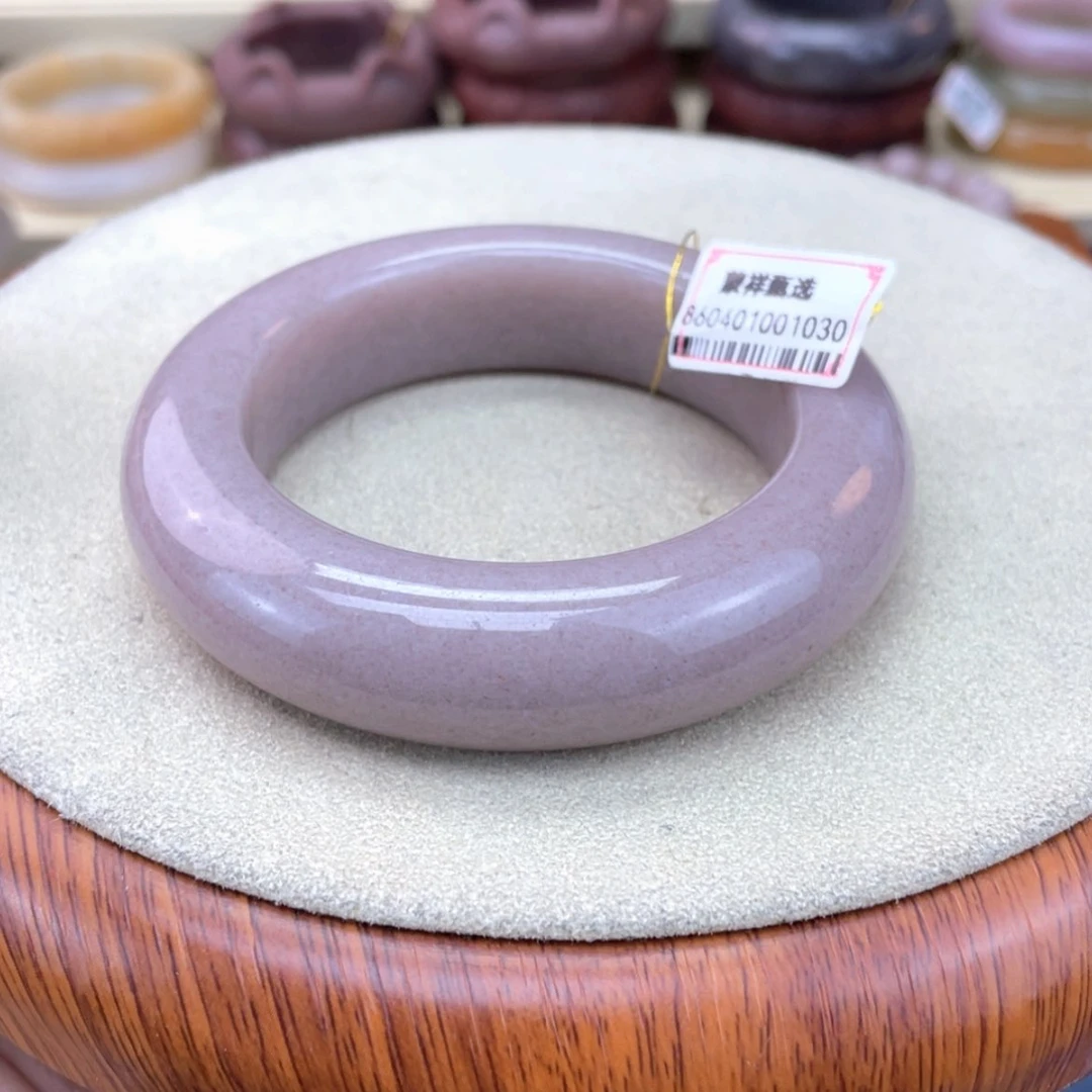 【闪购商品】石英质玉手镯未镶嵌M****7