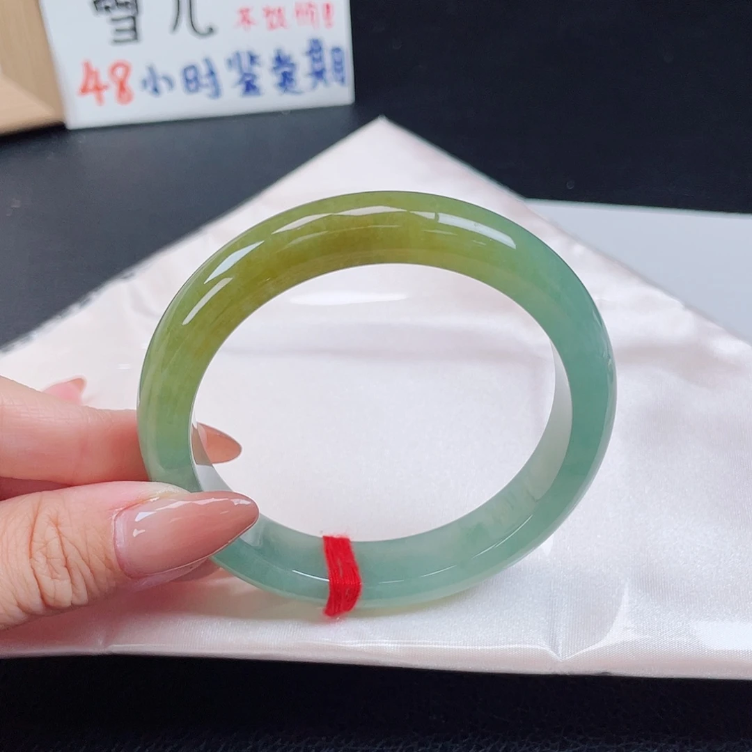 翡翠手镯未镶嵌5519-渐变黄加绿大圈口