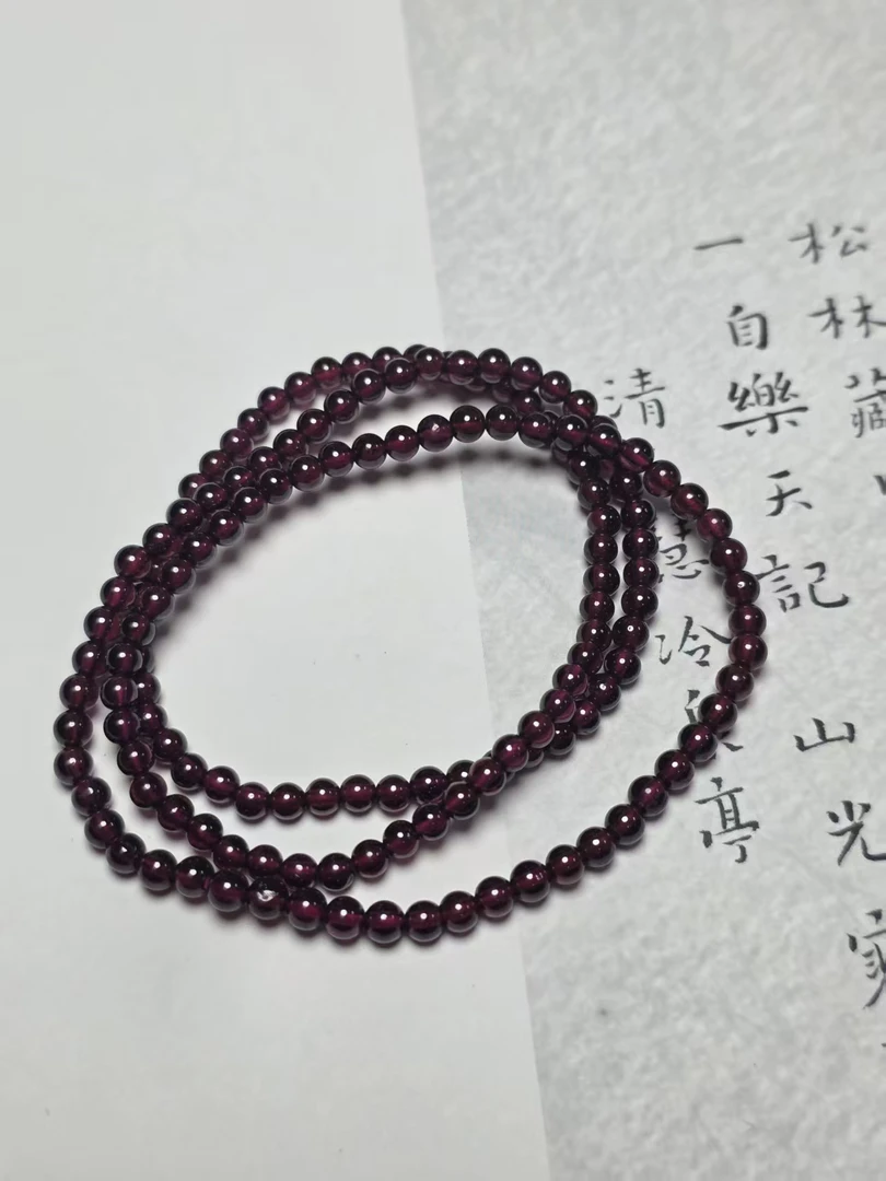 《老猪严选》天然石榴石紫亚乌三圈约4mm多样性发其一