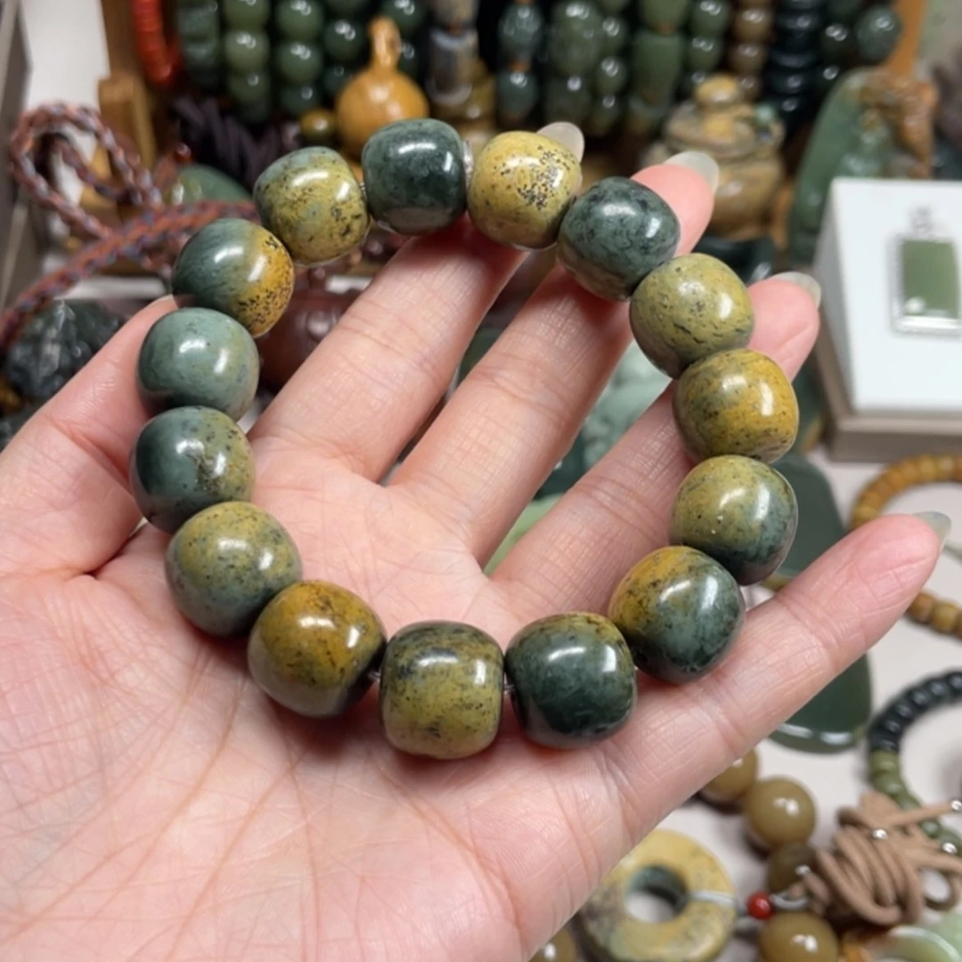 【闪购商品】岫岩河磨玉（透闪石质玉）手链未镶嵌