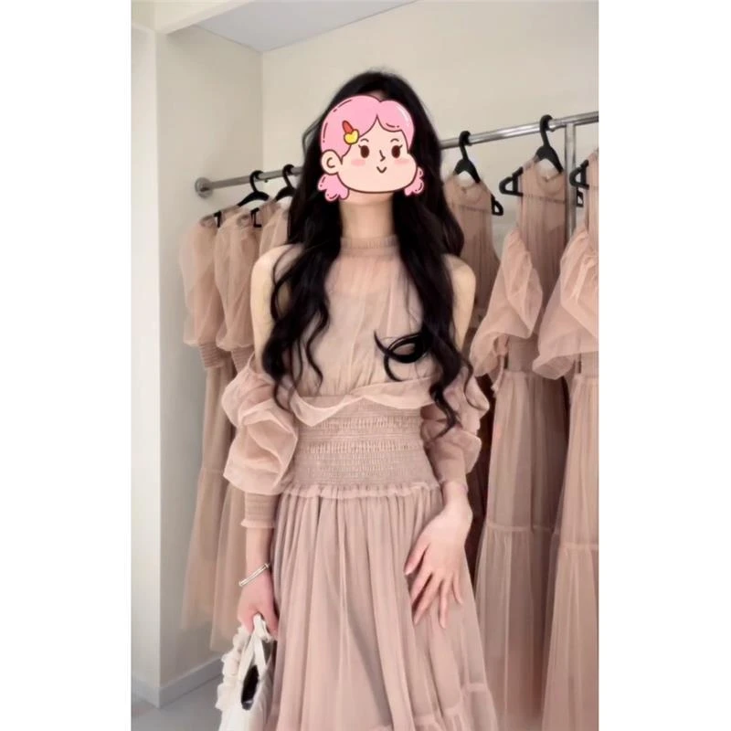 夏日绝美今年流行的漂亮海边度假灰色小吊带连衣裙子2025新款爆款