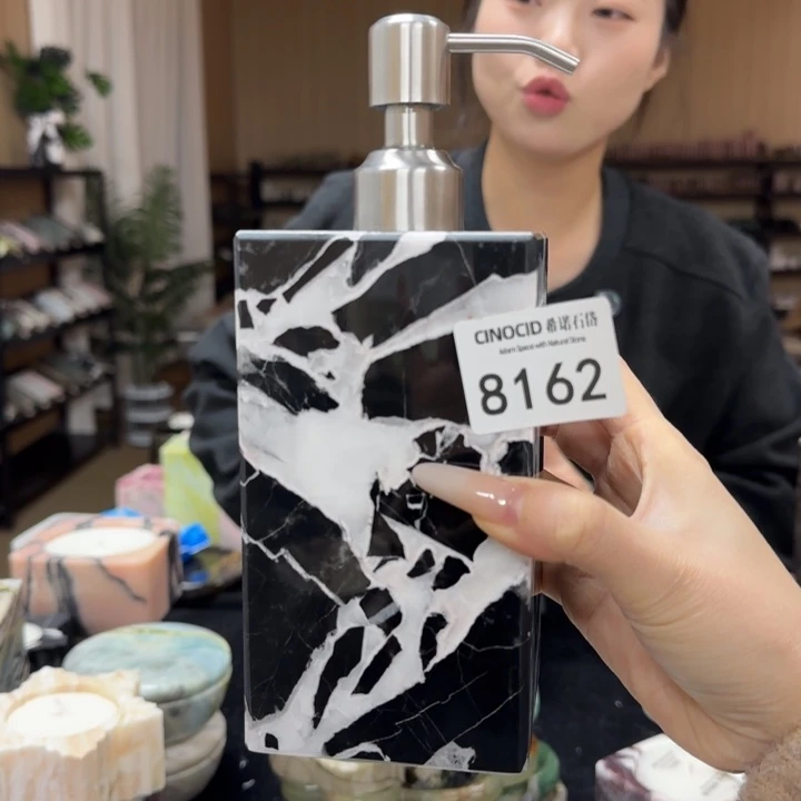 宝格丽黑洗手液8162