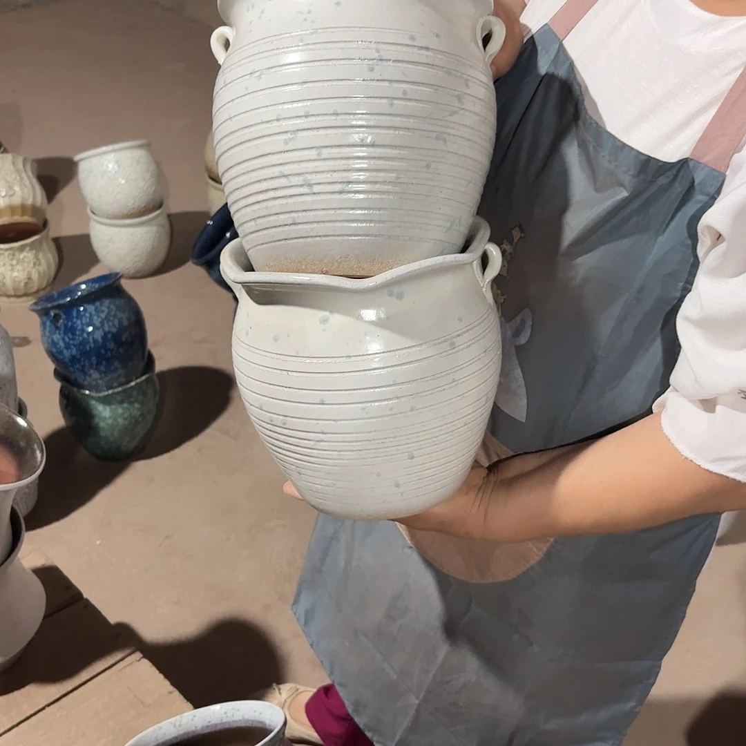 紫砂花盆口20高20两个