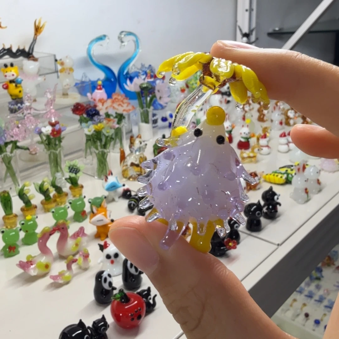 琉璃手工艺品举花小刺猬