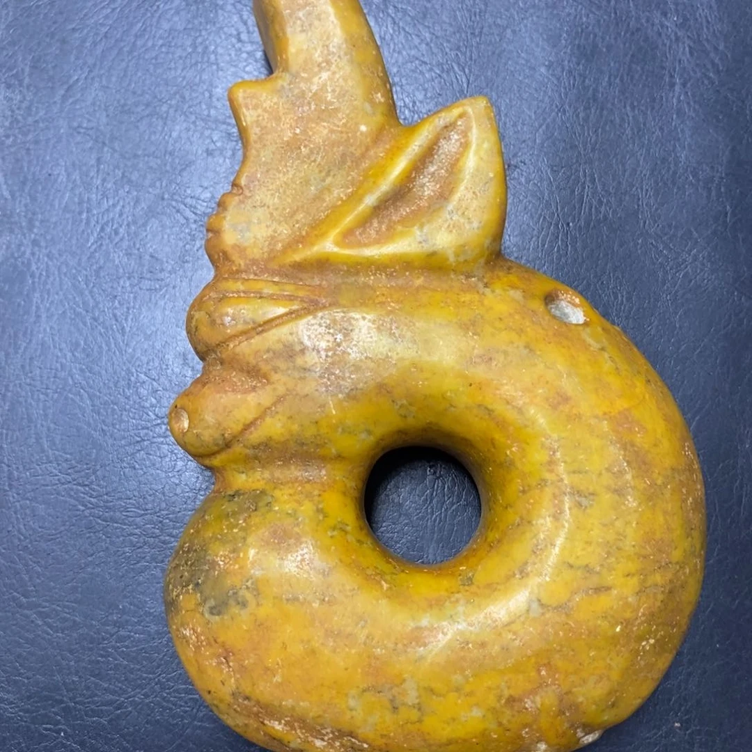 白玉菩提吊坠摆件