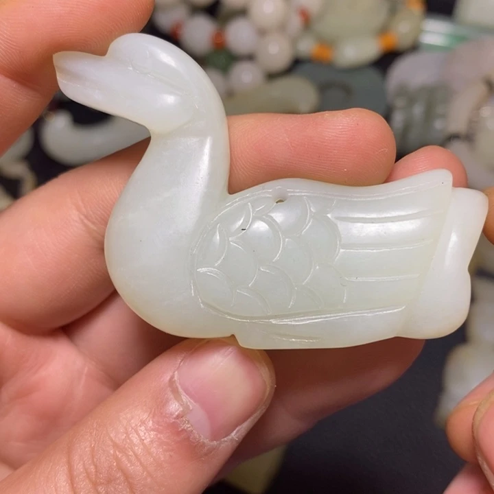 颈饰未镶嵌和田玉