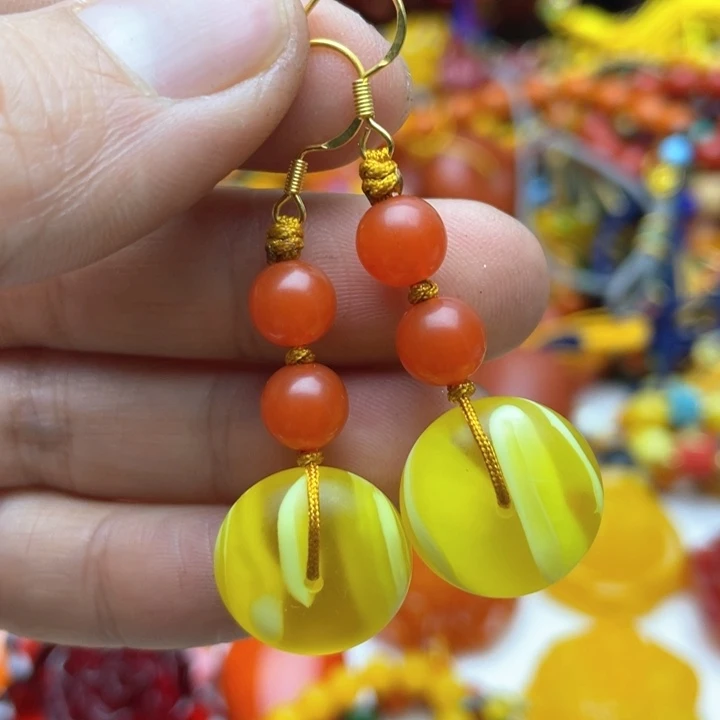 树脂制品74号饼子耳坠