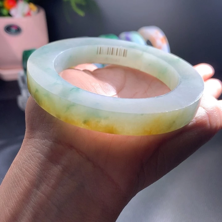 未镶嵌手镯定制翡翠