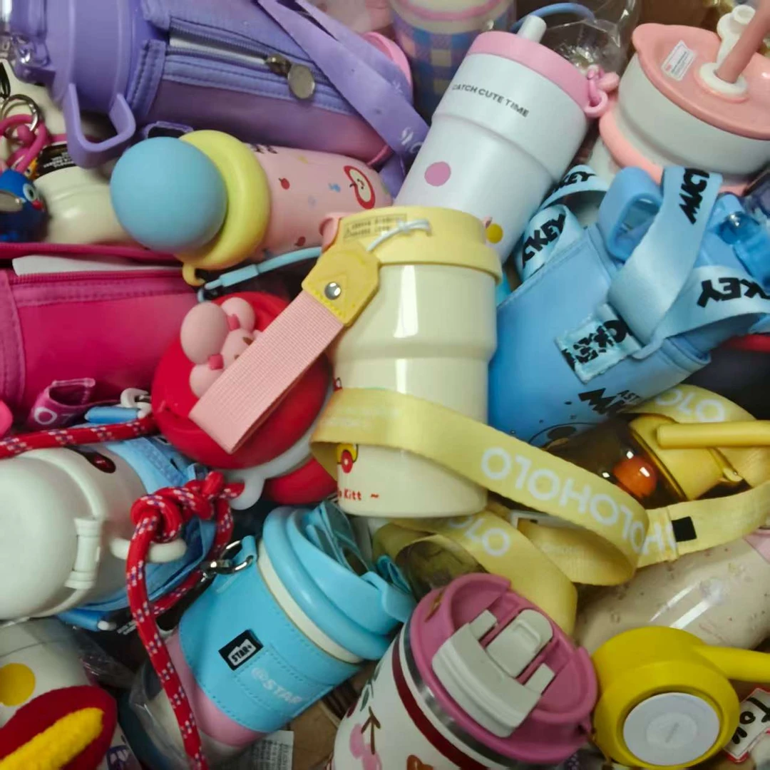 保温杯咖啡杯学生上学专用手提式高颜值吸管水杯半