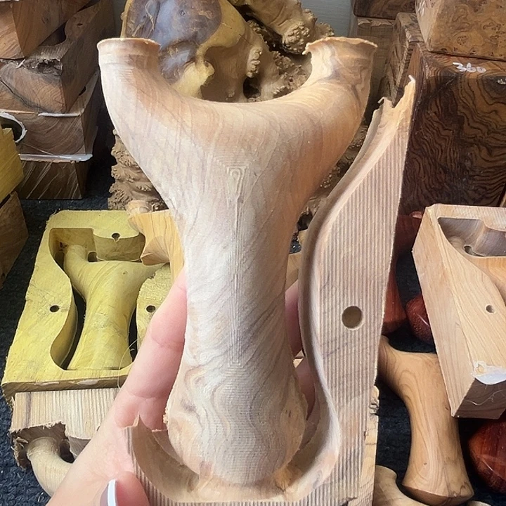 泰***哥大叶紫檀（黑酸枝木类）鬼柳飞虎不退换